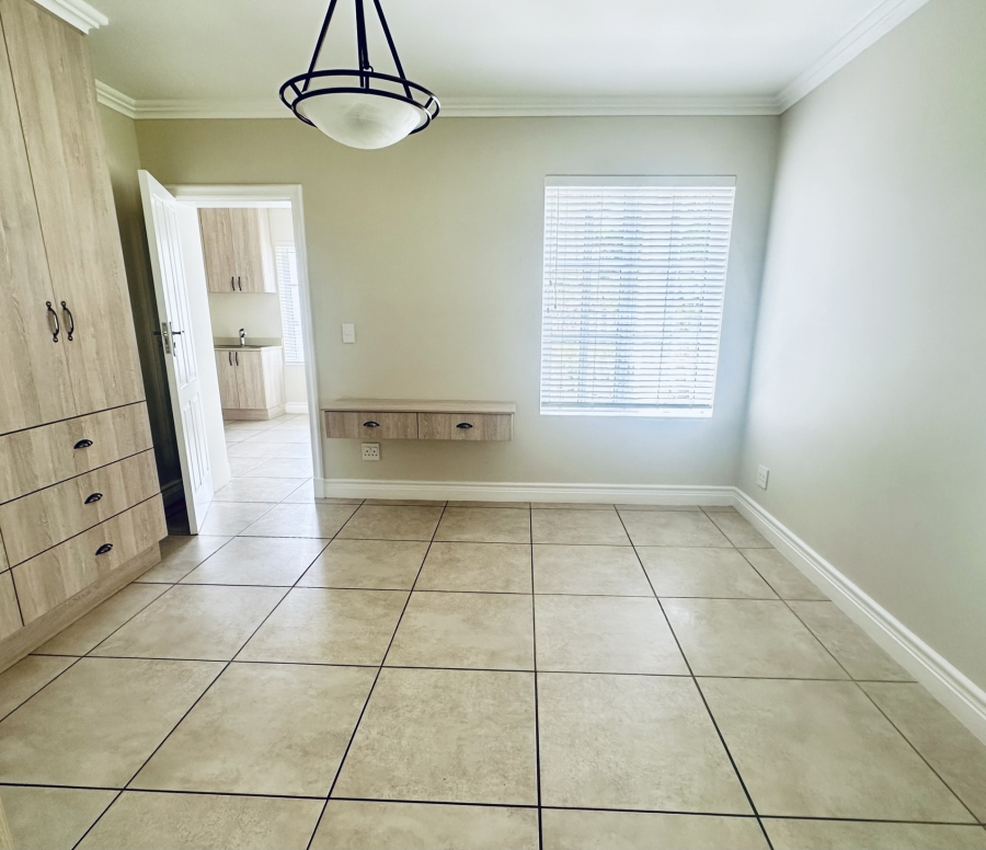 4 Bedroom Property for Sale in The Village Western Cape